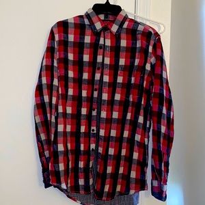 Button down blue & navy flannel. Medium Men.
